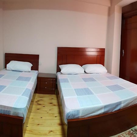 Caesar House Aparthotel Alexandrië Buitenkant foto