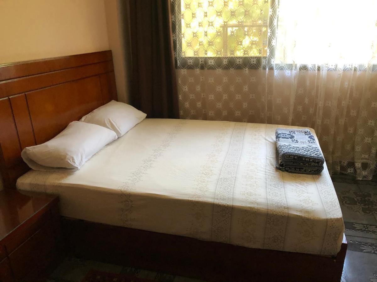 Caesar House Aparthotel Alexandrië Buitenkant foto